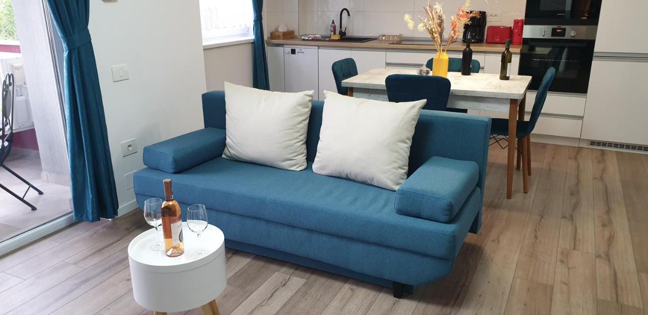 Iosia Apartment 203 오라데아 외부 사진