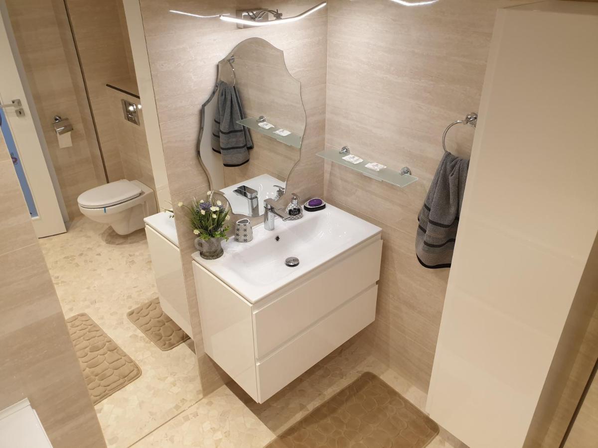 Iosia Apartment 203 오라데아 외부 사진